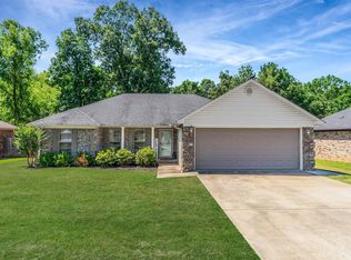 58 Eaglebrook Dr, Conway, AR 72032