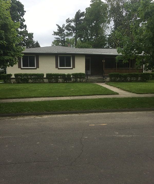 1st image of 217 W 12th St