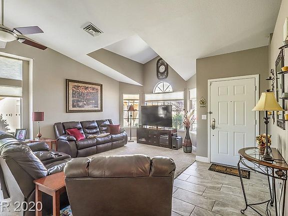 5th image of 8432 Justine Ct