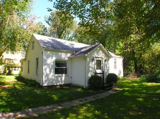 215 Johnson Rd, Hamden, CT 06518