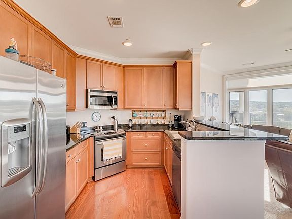 3rd image of 400 Warioto Way APT 811