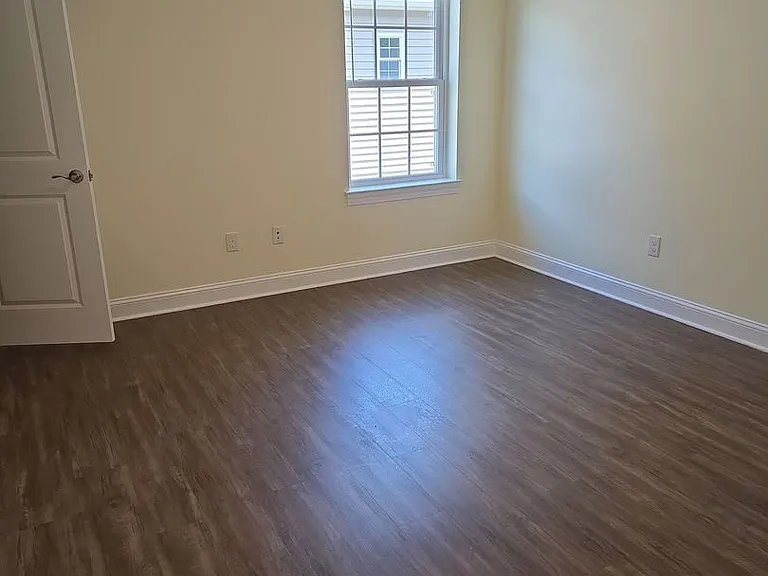 421 Hamilton Rd — Photo 16