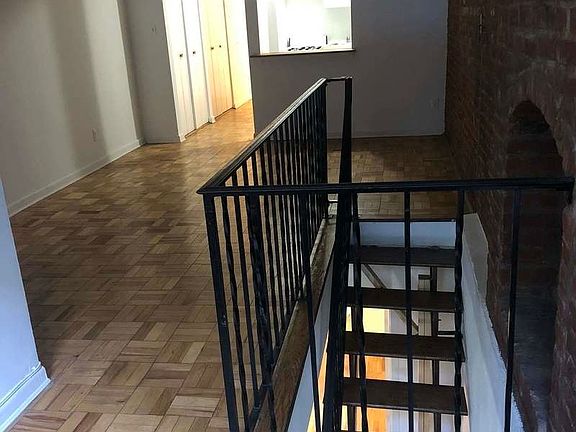 5th image of 307 E 89th St APT 1B