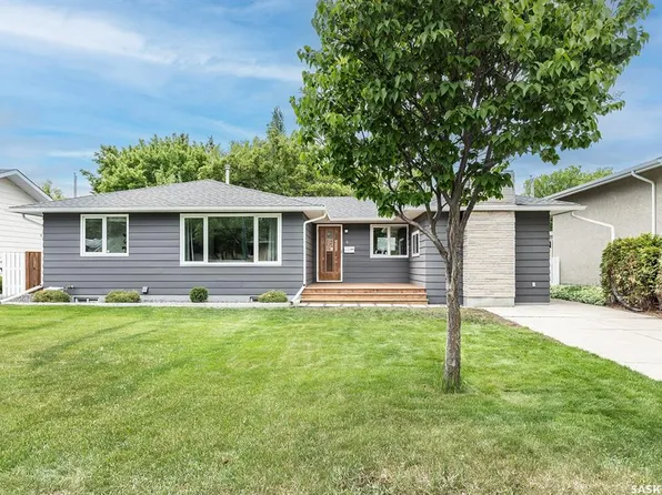 4 Rutter CRESCENT, Saskatoon, SK S7H 3B7