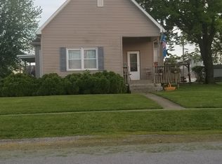 417 E Water St, Palmyra, MO 63461