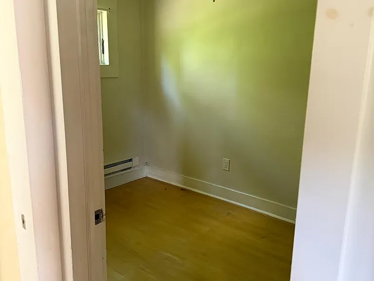 144 Main St #2 — Photo 8
