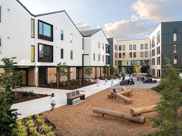Mahonia Crossing Apartments I — Photo 7