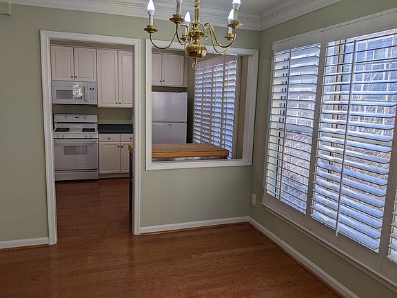 4th image of 7024 Falls Reach Dr APT 303