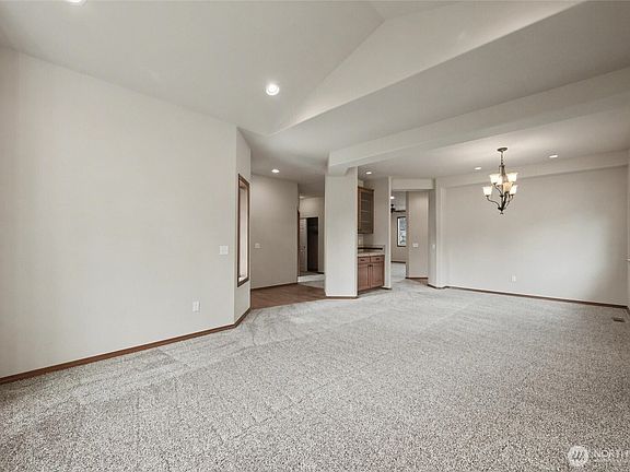 5th image of 7618 137th Avenue SE