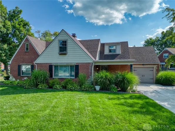 900 Devonshire Rd, Dayton, OH 45419