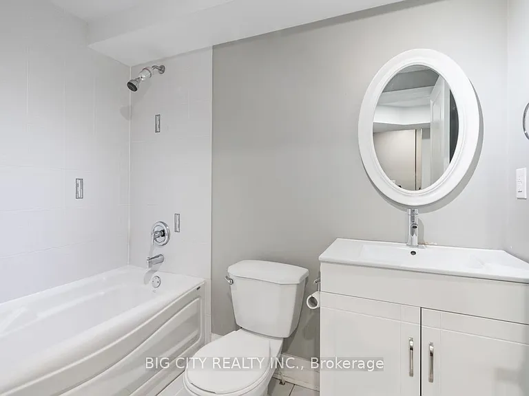 465A Cosburn Ave #BASEMENT — Photo 7