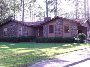 216 Legion Dr, Eastman, GA 31023