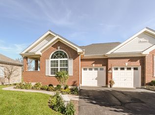 841 Eineke Blvd, Algonquin, IL 60102