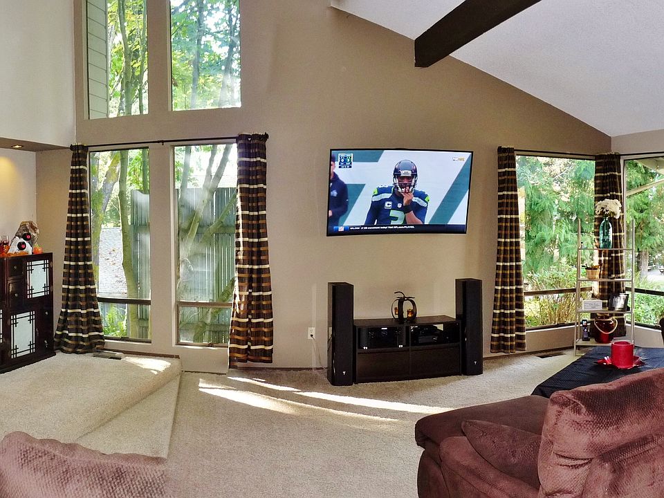 1st image of 7825 NE Forest Ridge Ln