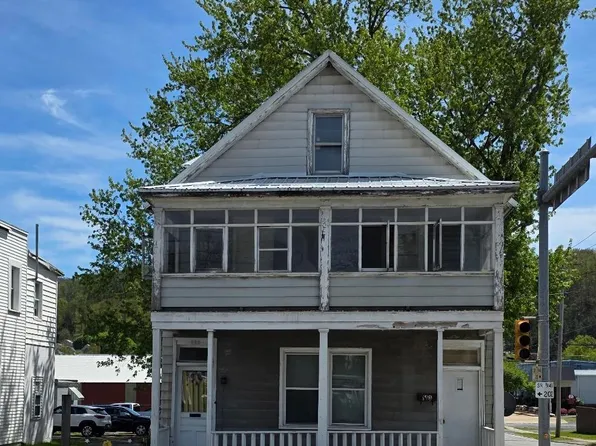 143-145 W Main St, Ridgway, PA 15853