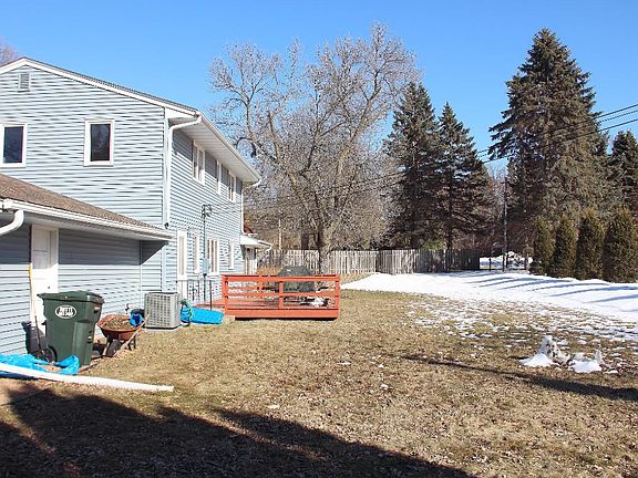2nd image of 790 Emerson Ave
