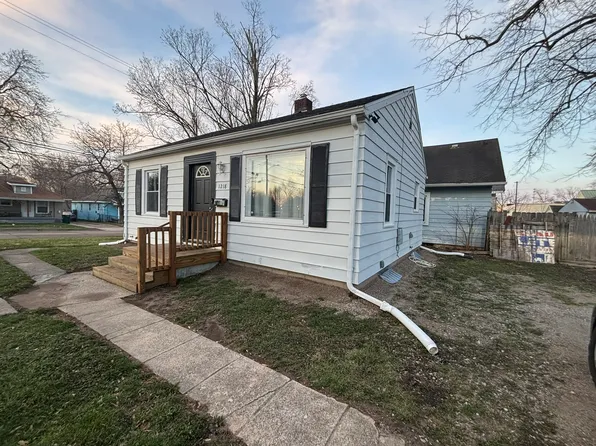 1218 Linwood St, Lansing, MI 48915