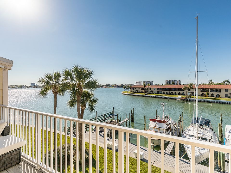 1st image of 513 Haven Point Dr