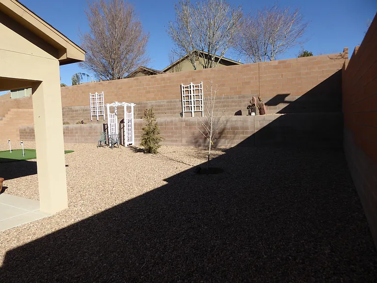 6253 Carmona Rd NW — Photo 16