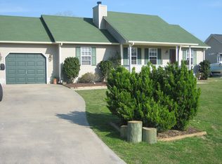 108 Green Tree Ln, Newport, NC 28570