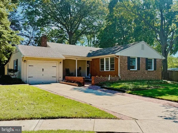 107 Tarlton Ct, Cherry Hill, NJ 08034