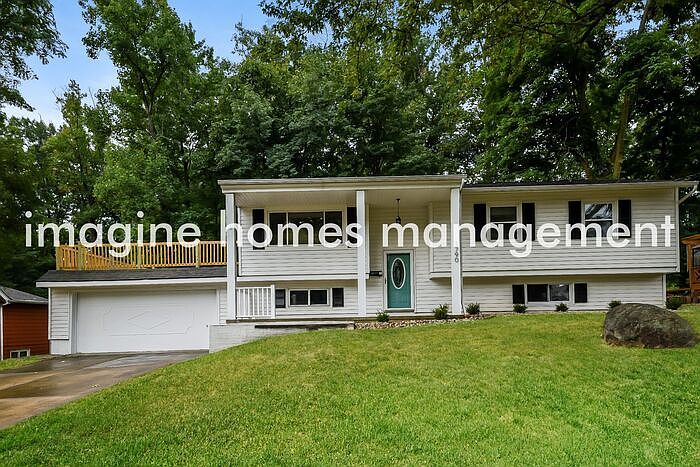 1st image of 1790 Laurel Dr
