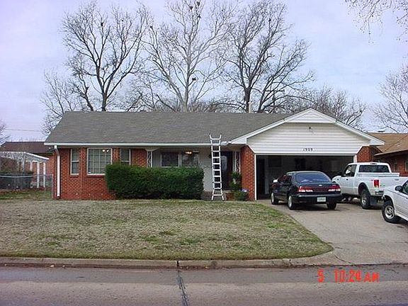 3rd image of 1909 S Rankin St