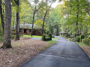 10570 Loganwood Dr, Northport, AL 35473
