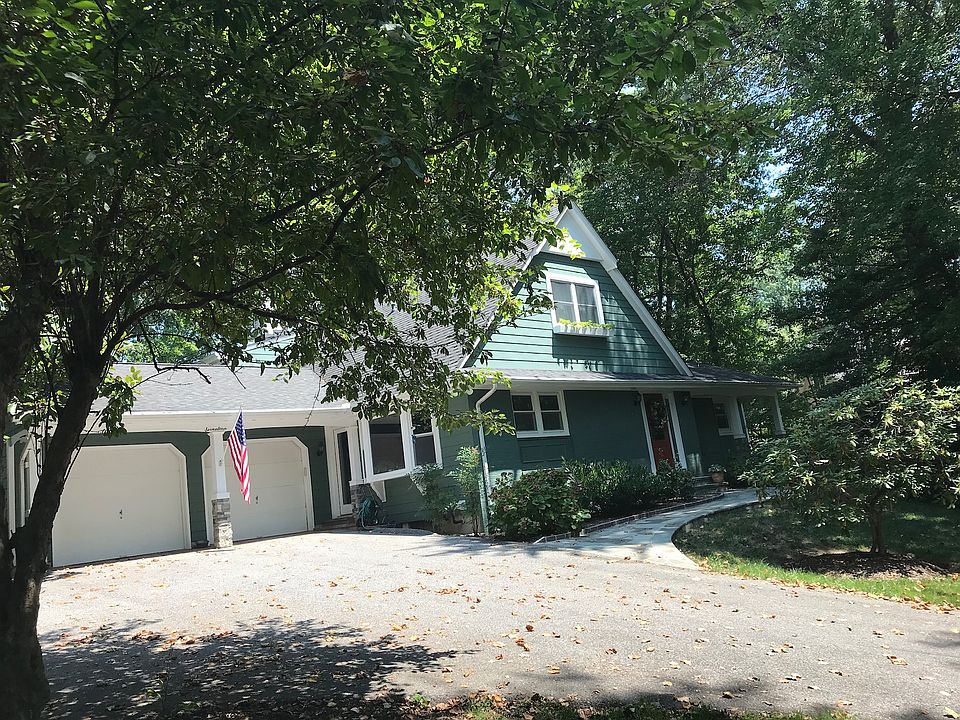 1st image of 17 Arlie Dr