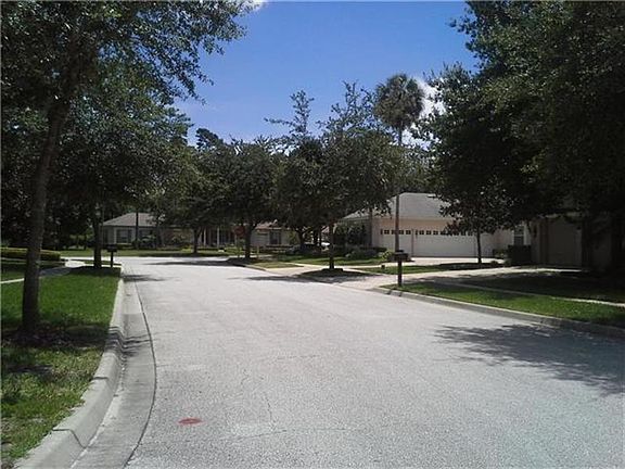 5th image of 1101 E 1st St