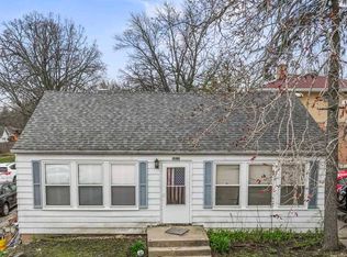 1811 Ogden Ave, Lisle, IL