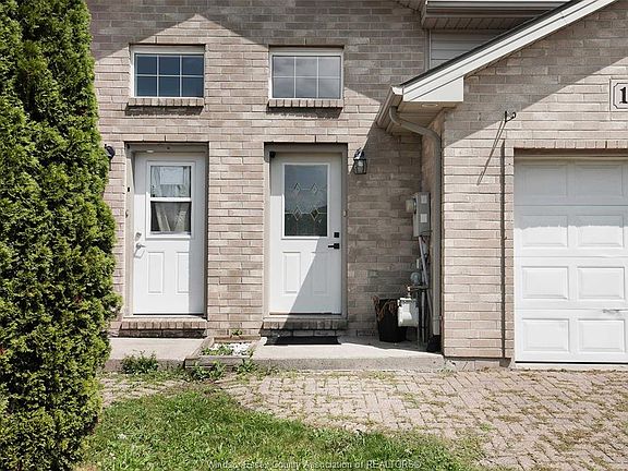 2nd image of 1132 Settlers St