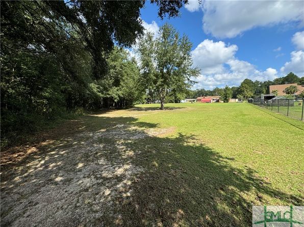 190 Freeman Dr, Ellabell, GA 31308
