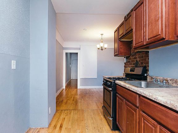 2nd image of 1428 Putman Ave #2C