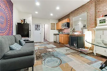 Rented by Triumph Property Group