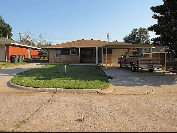 2nd image of 3624 SE 27th St