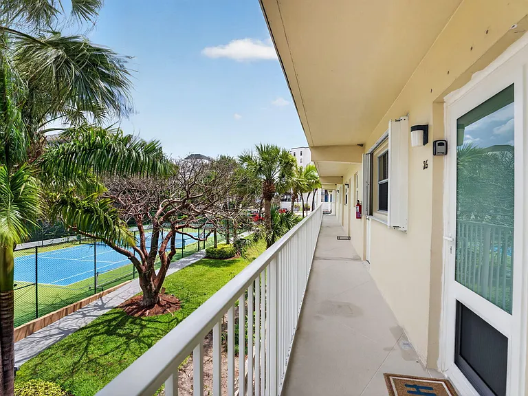 1166 Hillsboro Mile Bch #26 — Photo 38