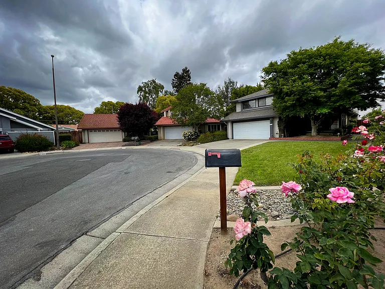 2477 Wooding Ct — Photo 19