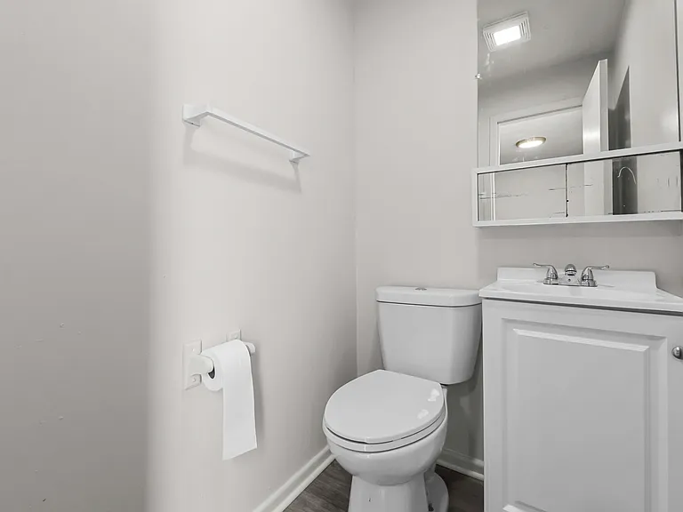 161 Cedar Ave #14 — Photo 7
