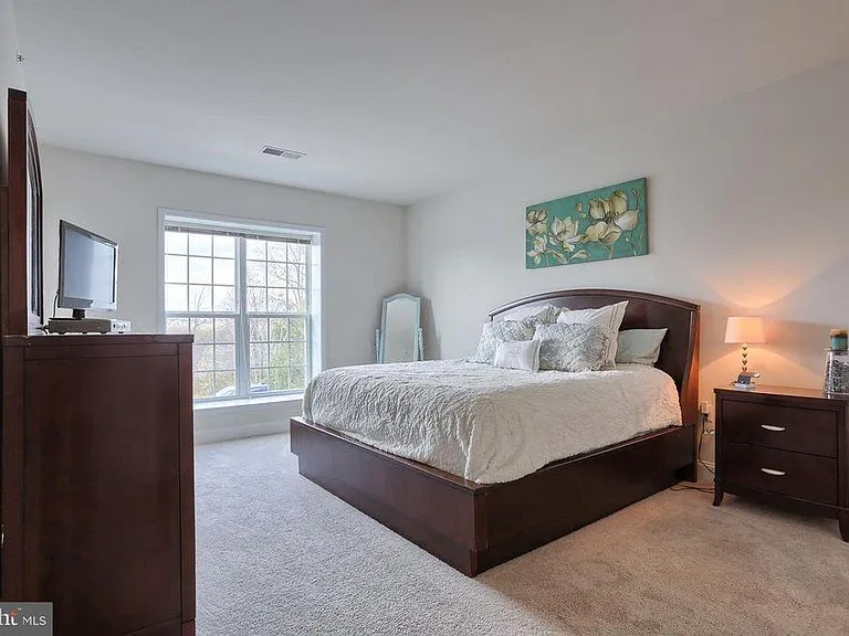 726 Whitetail Dr — Photo 11