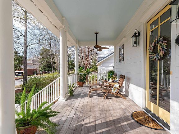 3rd image of 48 Veranda Ln