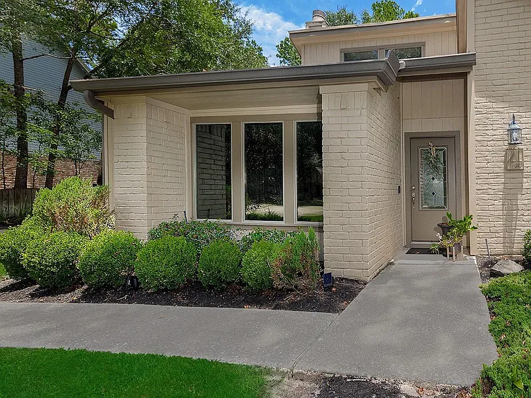 4 Postvine Ct — Photo 3