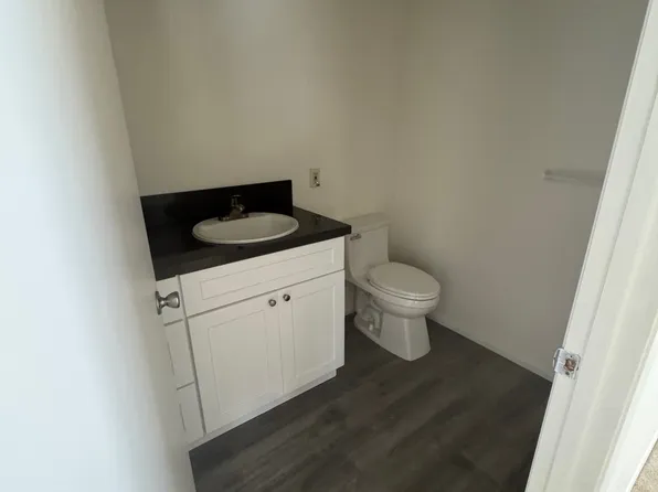 5672 Riley St APT 10, San Diego, CA 92110