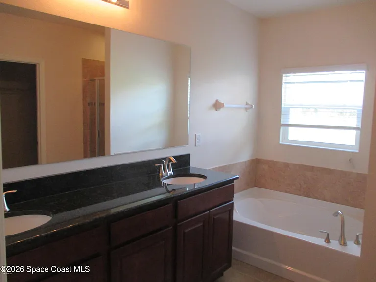 1213 Musgrass Cir — Photo 7