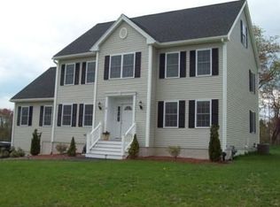 14 Lyons Farm Rd, Haverhill, MA 01835
