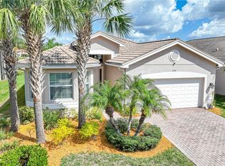 11303 Sparkleberry Dr, Fort Myers, FL 33913