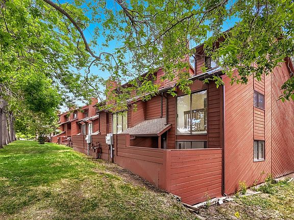 2nd image of 3131 Bell Dr