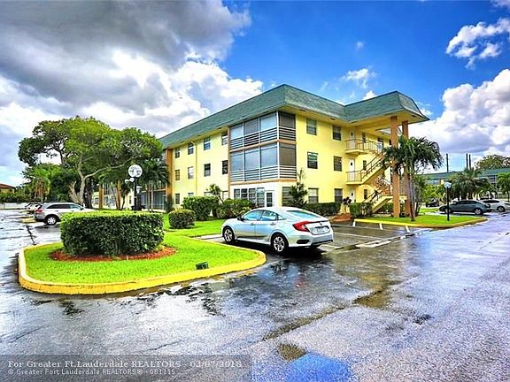 5th image of 5180 E Sabal Palm Blvd APT 331