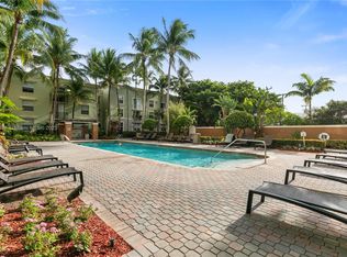1900 Van Buren St APT 216B, Hollywood, FL 33020