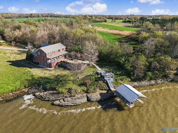 6400 Snake Rd, Athens, AL 35611